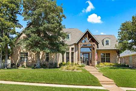 3128 Overlook Circle Highland Village, TX 75077
