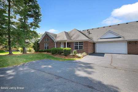 10422 Wemberley Hill Blvd Louisville, KY 40241