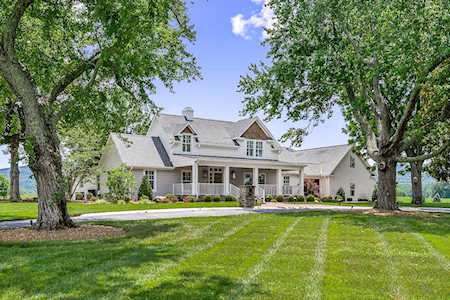 204 Loch Lomand Ln Mc Minnville, TN 37110