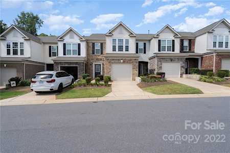 2474 Royal York Ave Charlotte, NC 28210