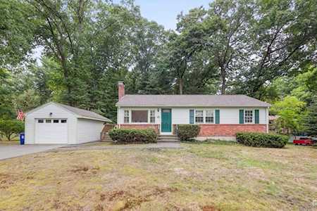 16 Manning St Wilmington, MA 01887