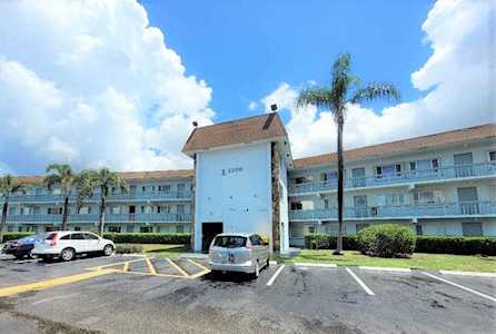 2200 Springdale Boulevard #315 Lake Worth Beach, FL 33461