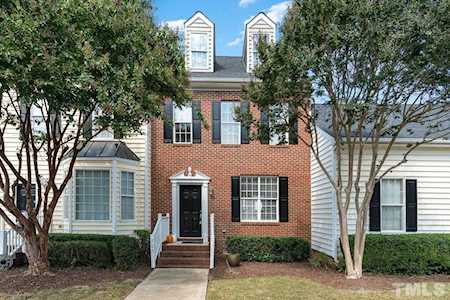 703 Knightsborough Way Apex, NC 27502