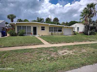 16 Pinta Street Ormond Beach, FL 32176