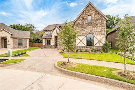 4402 Moores Landing Arlington, TX 76016