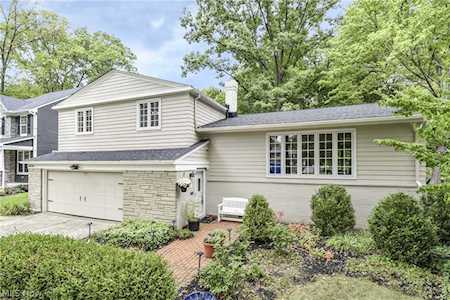 28030 Lincoln Rd Bay Village, OH 44140