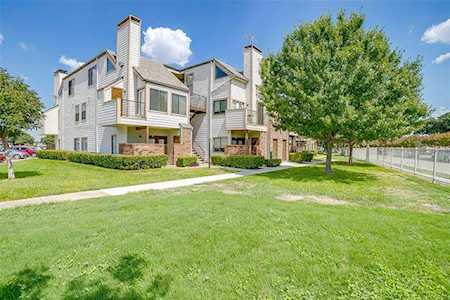 3129 Sondra Drive #102 Fort Worth, TX 76107