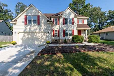 2713 Esplanade Ct Virginia Beach, VA 23456