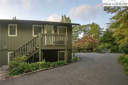 249 Village Green Blowing Rock, NC 28605