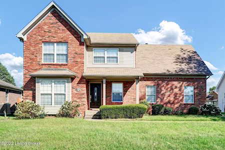 8212 Grandel Pl Louisville, KY 40258