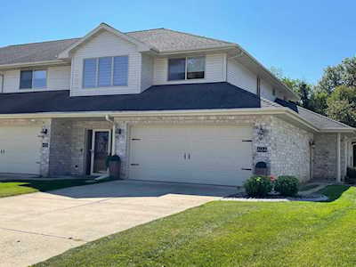 1124 Heyerdahl Heights Hobart, Village of Hobart, WI 54155-8664