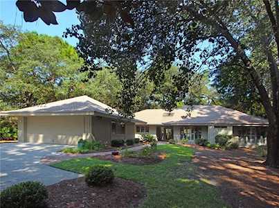 10 Shadewood Ln Hilton Head Island, SC 29926