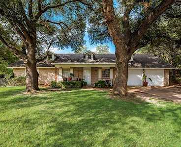 1604 Miller Court Pantego, TX 76013
