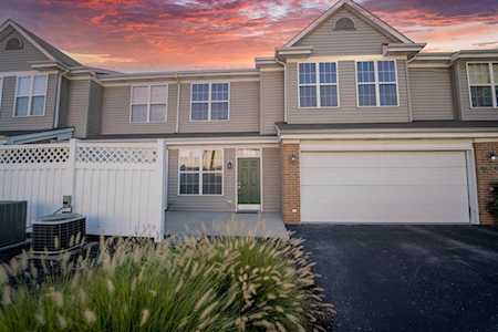 2305 Colfax Ln Indianapolis, IN 46260