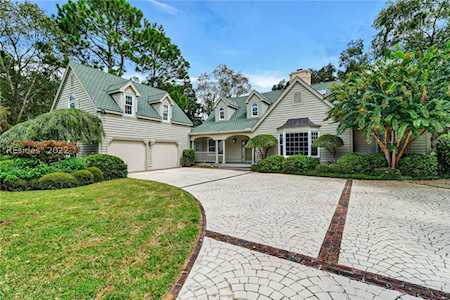 17 Spartina Point Dr Hilton Head Island, SC 29926
