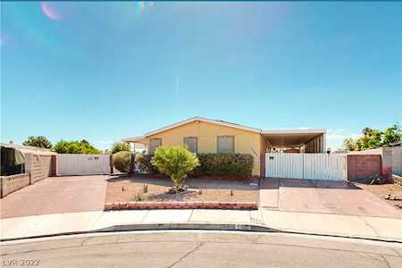 5485 Sir Richard Dr Las Vegas, NV 89110