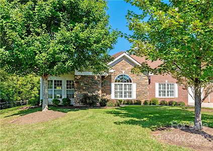 3321 Abbey Walk Ln Matthews, NC 28105