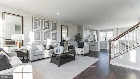 57 Autumn Park Dr Medford, NJ 08055