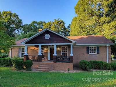 6658 Sherrills Ford Rd Catawba, NC 28609
