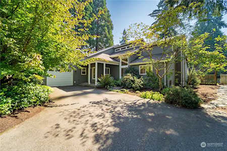 13961 SE 7th St Bellevue, WA 98005