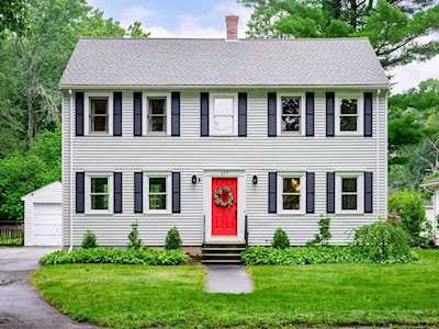 177 West Plain St Wayland, MA 01778