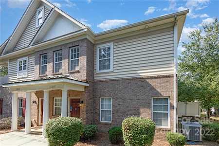 12008 Bordeaux St Charlotte, NC 28277