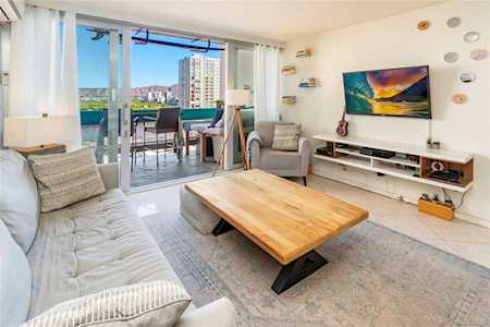 500 University Avenue #1429 Honolulu, HI 96826