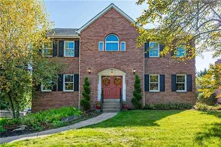 230 Meadowbrook Dr Cranberry Township, PA 16066