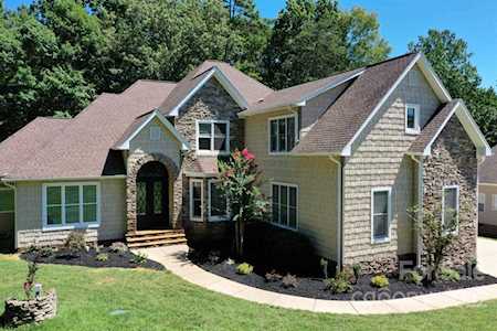 127 Gannett Dr Mooresville, NC 28117