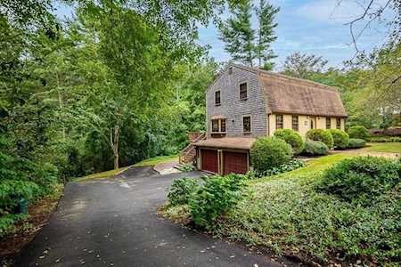 31 Sleepy Hollow Drive Plymouth, MA 02360