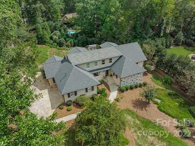 3511 Ravencliff Dr Charlotte, NC 28226