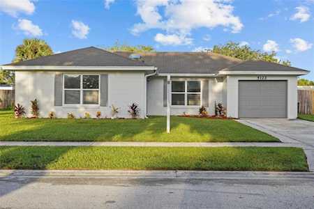5122 N Woodcrest Dr Winter Park, FL 32792