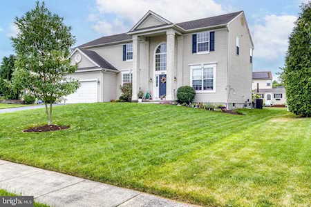 387 Rushfoil Dr Williamstown, NJ 08094