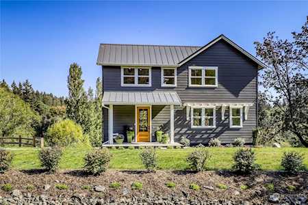 4678 New Sweden Ave NE Bainbridge Island, WA 98110