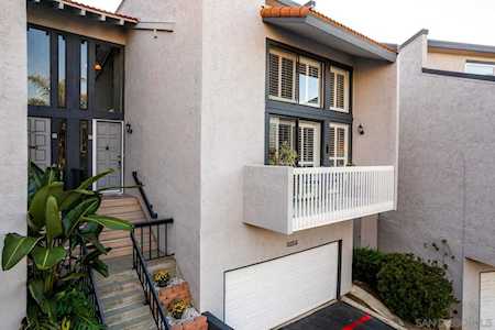 2419 La Costa #A Carlsbad, CA 92009