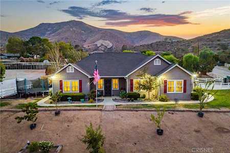 4114 9th St Acton, CA 93510