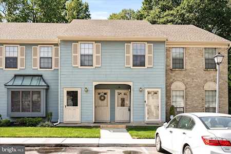 208 Wyndham Place Robbinsville, NJ 08691