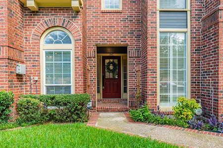 240 Cobblestone Row Denton, TX 76207