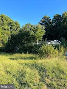 5208 Baker Rd Bridgeville, DE 19933