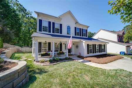 2130 Alexander Ridge Dr Matthews, NC 28105