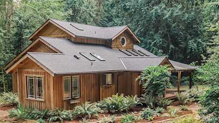12933 SW Cemetery Rd Vashon, WA 98070