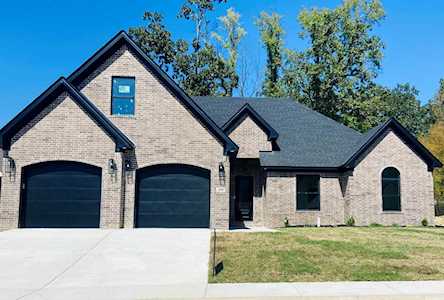 2408 Hurricane Gardens Dr Bryant, AR 72022