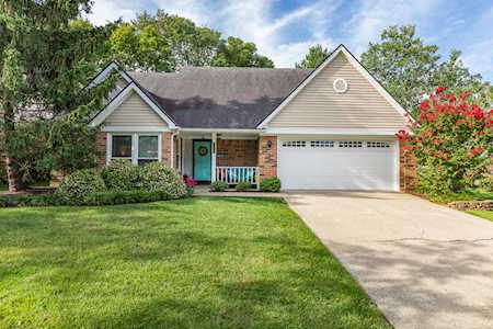 4605 Fieldmoor Dr Lexington, KY 40515