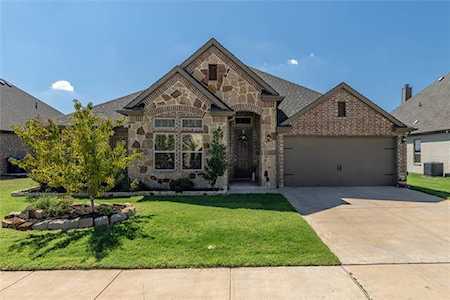 5025 Chisholm View Drive Fort Worth, TX 76123