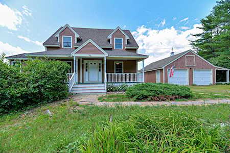 946 Nh Route 132 N New Hampton, NH 03256