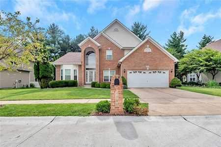 2307 Principia Dr Maryland Heights, MO 63043