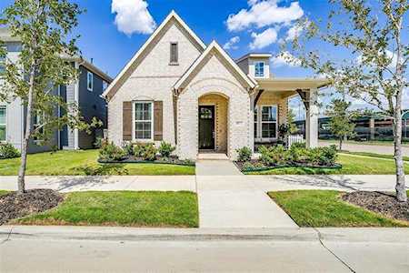8871 Mandalay Street North Richland Hills, TX 76180