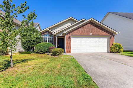 2741 Red Clover Ln Lexington, KY 40511