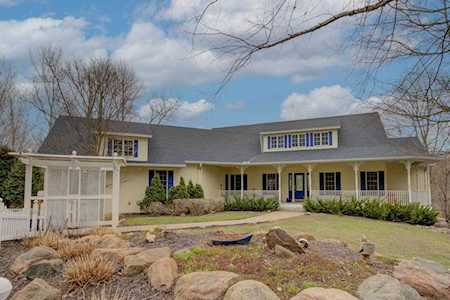 4395 Woodhill Drive Independence, MN 55357