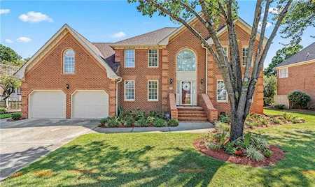 217 Marsh Island Dr Chesapeake, VA 23320